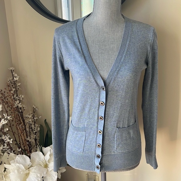 Cabi Billie Breeze Blue Green Cardigan Sweater.  Size XS - Picture 3 of 4